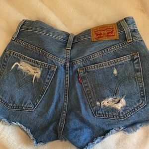 Levi’s high rise shorts